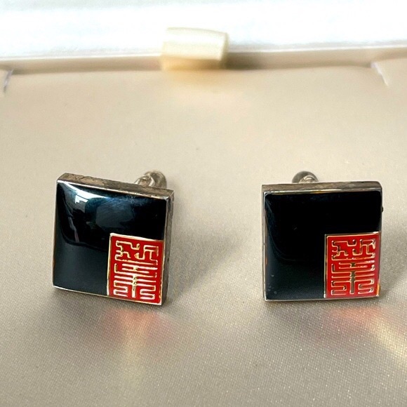 Mens shirt cuff links